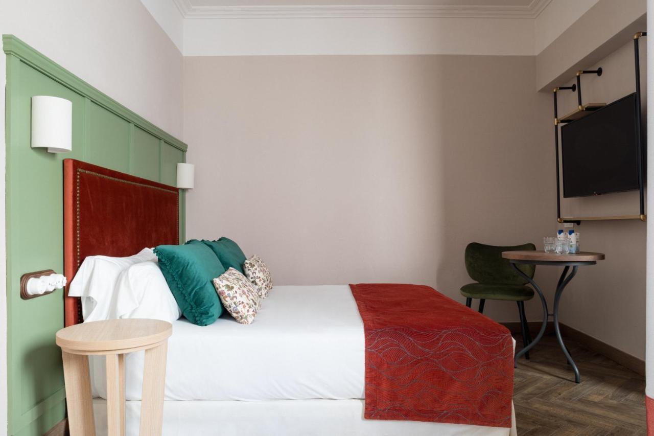 The Honest Hotel & Apartments Sevilla Exterior foto