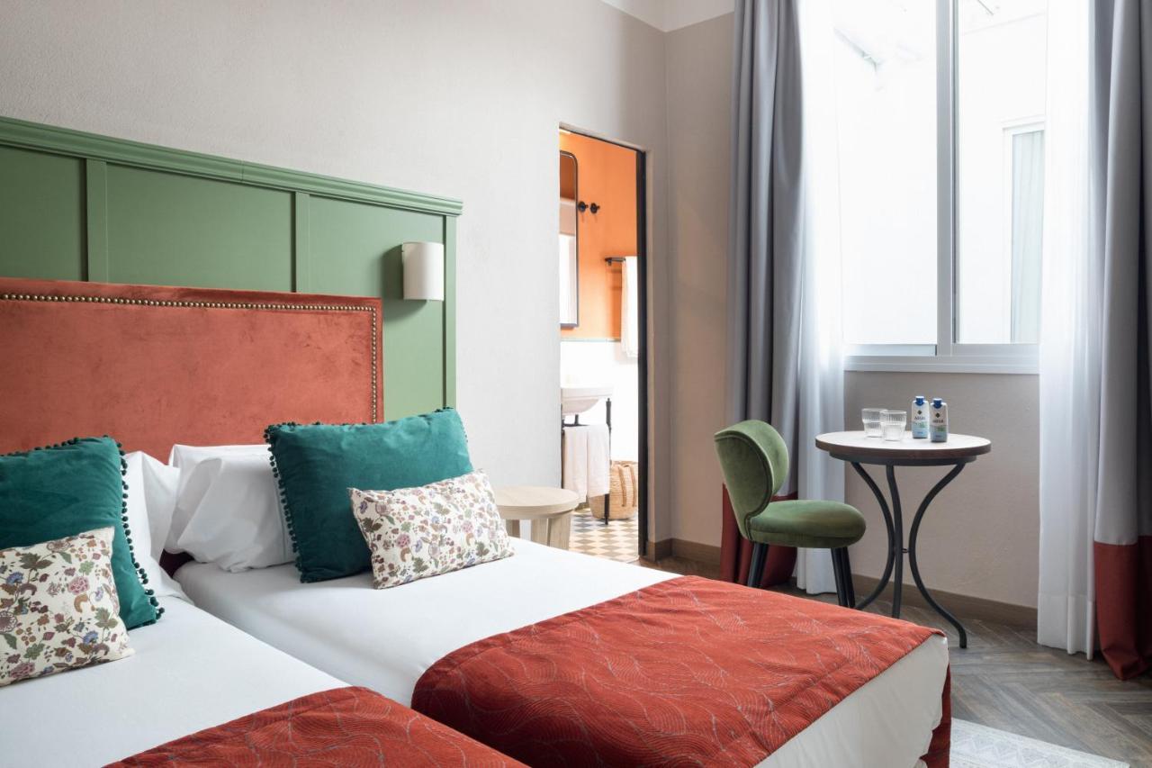 The Honest Hotel & Apartments Sevilla Exterior foto