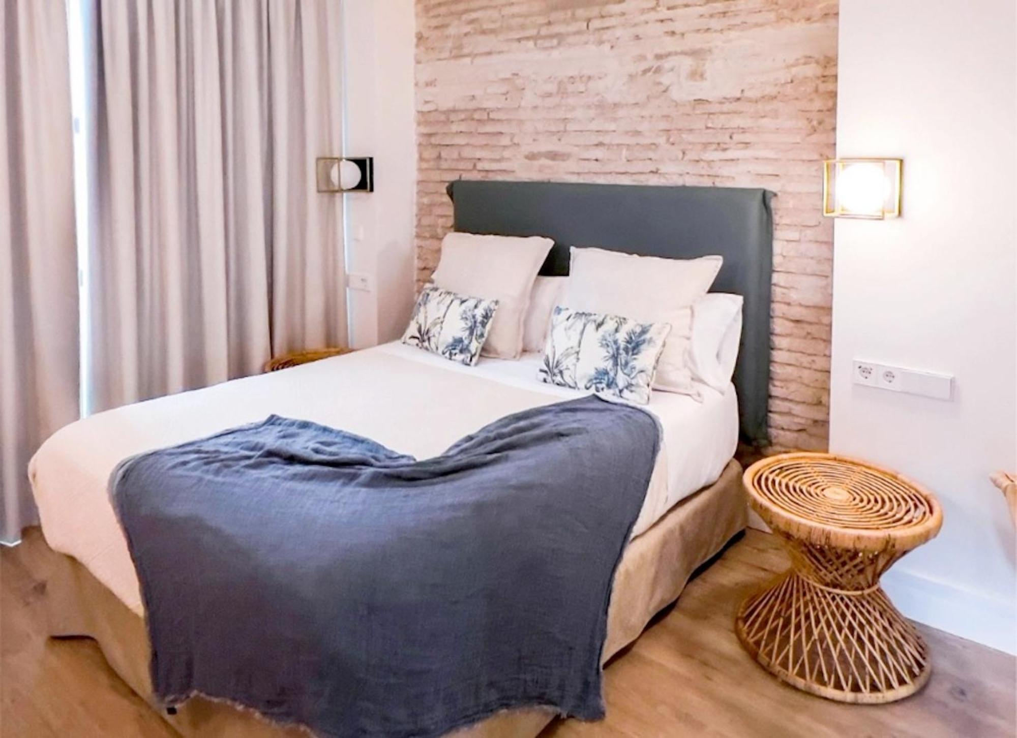 The Honest Hotel & Apartments Sevilla Exterior foto