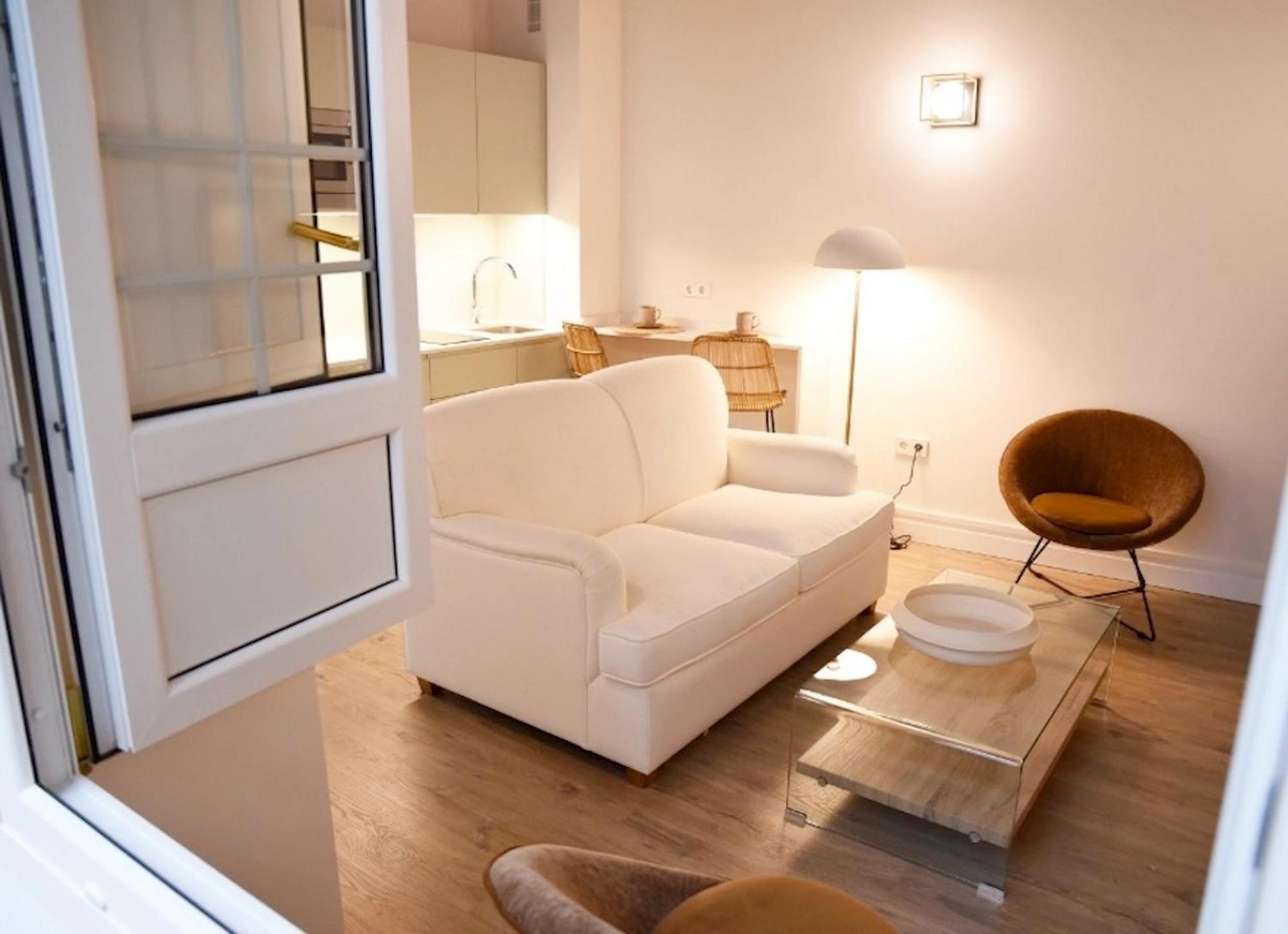 The Honest Hotel & Apartments Sevilla Exterior foto