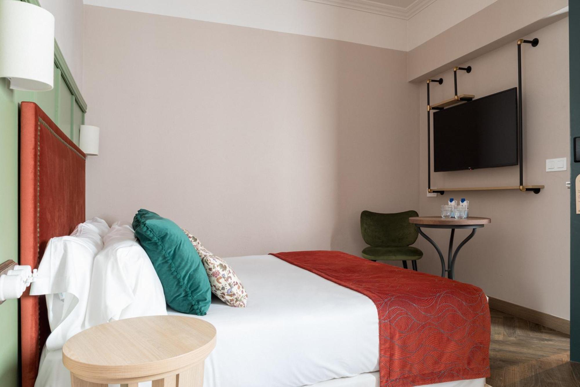The Honest Hotel & Apartments Sevilla Exterior foto