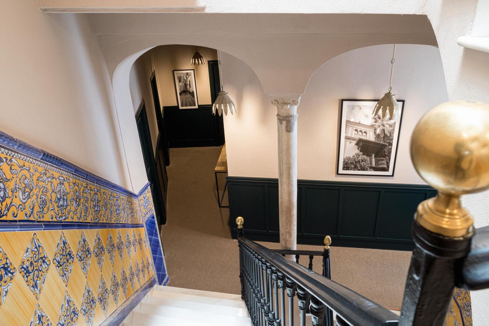 The Honest Hotel & Apartments Sevilla Exterior foto